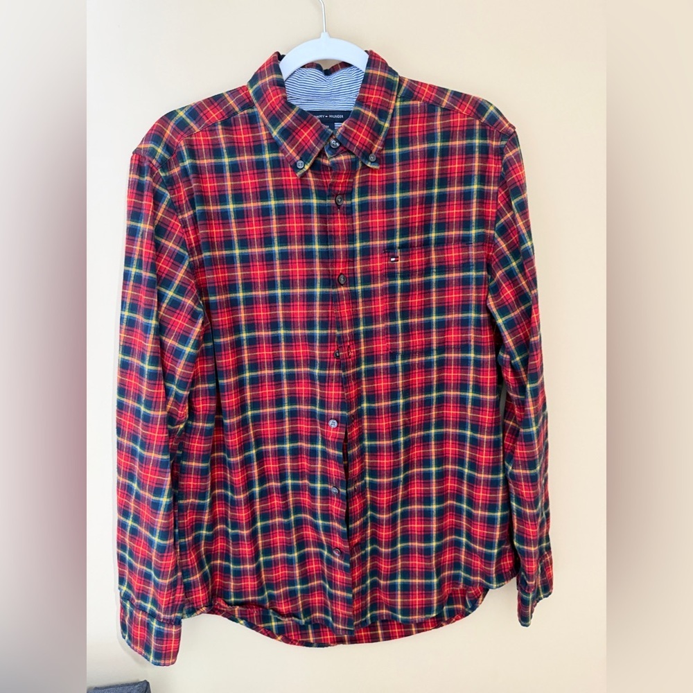 Tommy Hilfiger Plaid Button Down Shirt Red Green Men's Medium